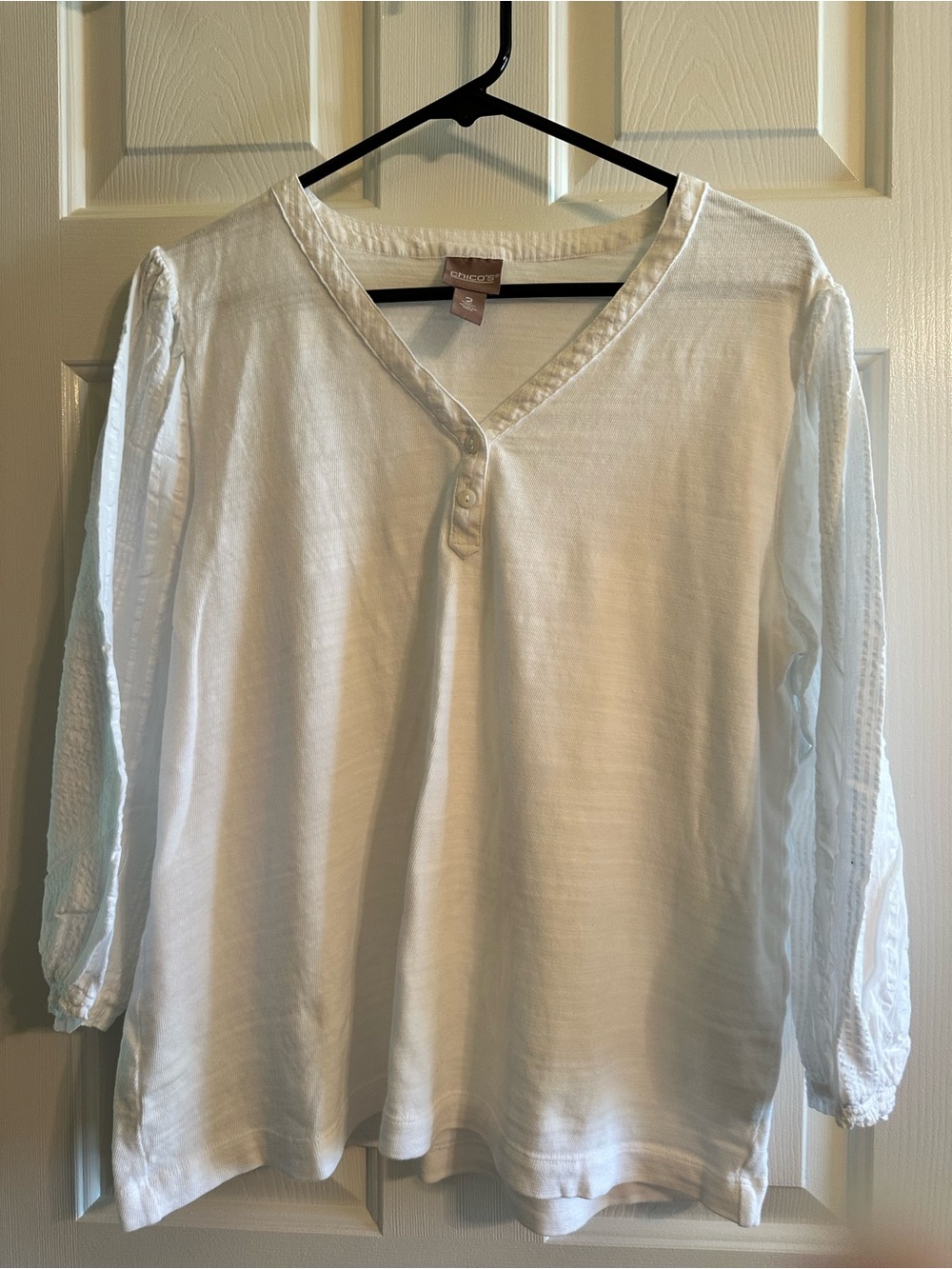 Chico's White V-Neck Button Popover Tunic